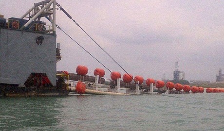 Melaka Refinery Pipeline and Cable Laying Project, Melaka.