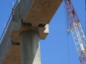 Singapore-Changi-Airport-Terminal-4--Pedestrian-Bridge